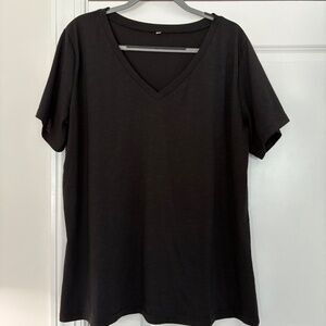 New Black V-Neck Short-Sleeve T-Shirt